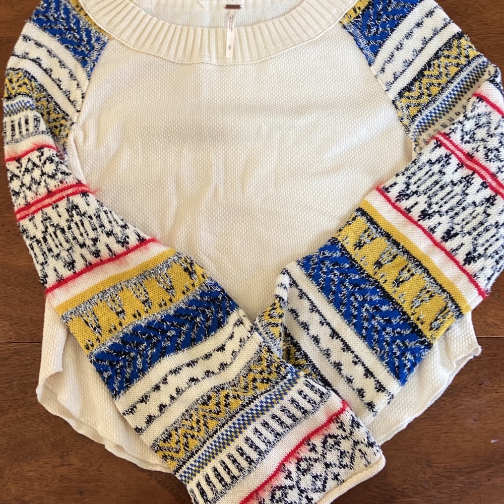 Free people NWOT knit sleeve tunic so cute